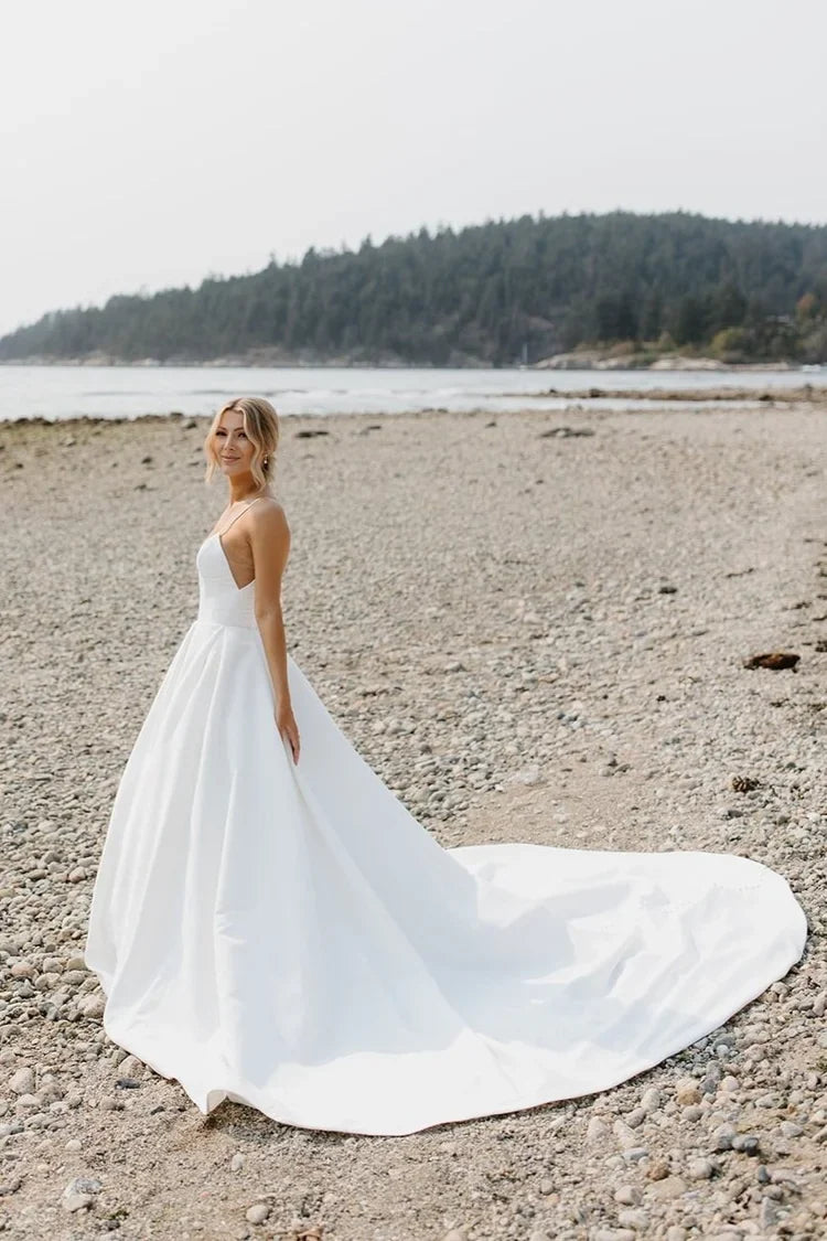 Radiant bridal skin and makeup by Vancouver makeup artist Jayda K