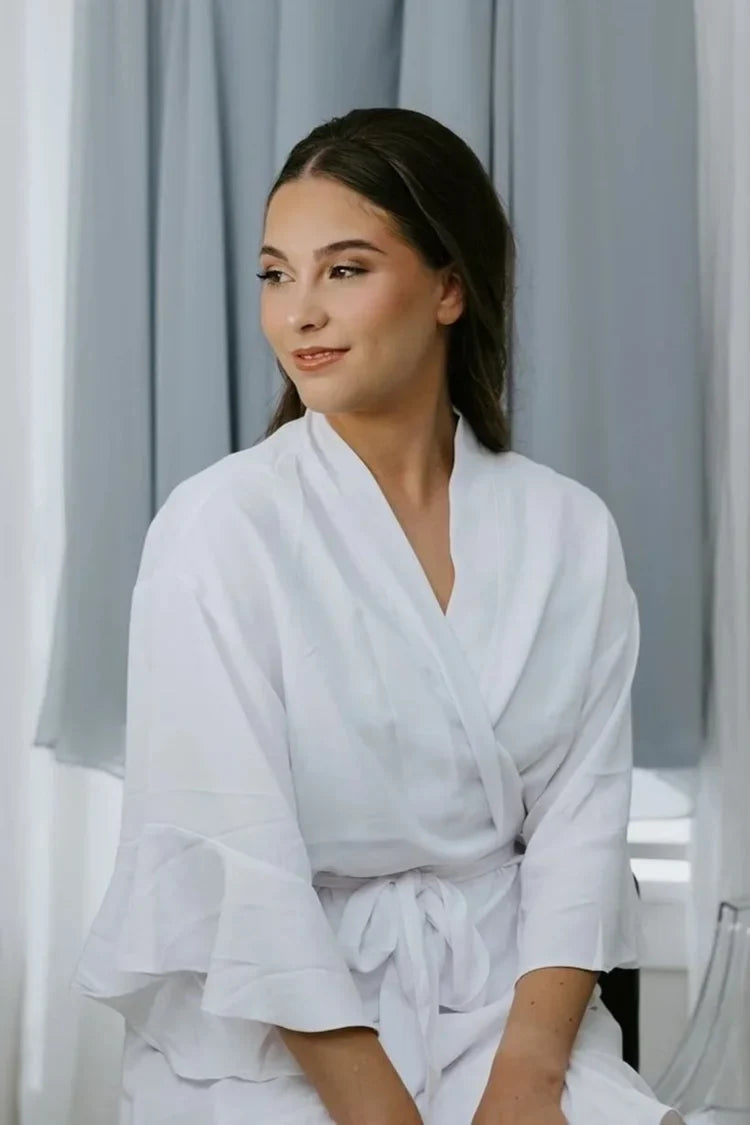 Radiant bridal skin and makeup by Vancouver makeup artist Jayda K